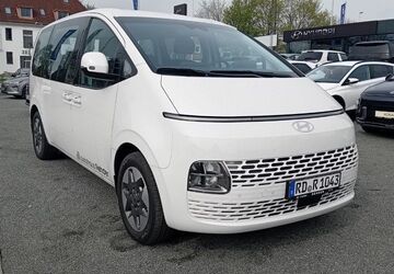 Hyundai STARIA 6.063 km 43.500 &euro; Kronshagen 24119