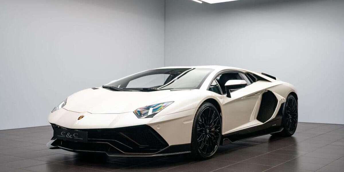 Lamborghini Aventador 6.600 km 598.000 &euro; Putzbrunn 85640