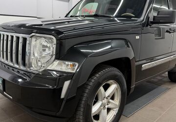 Jeep Cherokee 322.850 km 9.990 &euro; München 81243