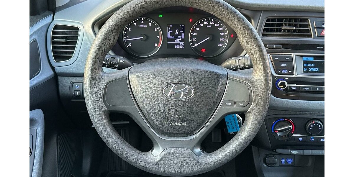 Hyundai i20 Active 1.2 96.000 km 6.950 &euro; Schorndorf 73614