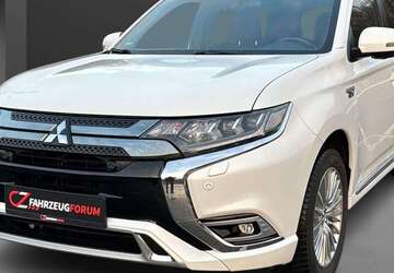 Mitsubishi Outlander 19.600 km 22.900 &euro; Hamburg 22547