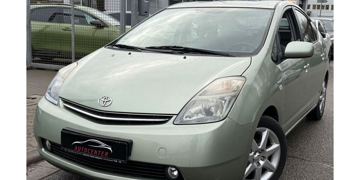 Toyota Prius 78.000 km 7.900 &euro; Weinheim 69469