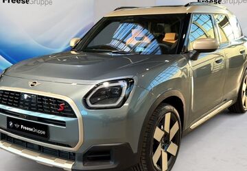 Mini Countryman S (Cooper) 13.222 km 44.490 &euro; Oldenburg 26125