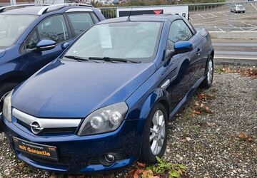 Opel Tigra 121.000 km 3.290 &euro; Reutlingen 72766