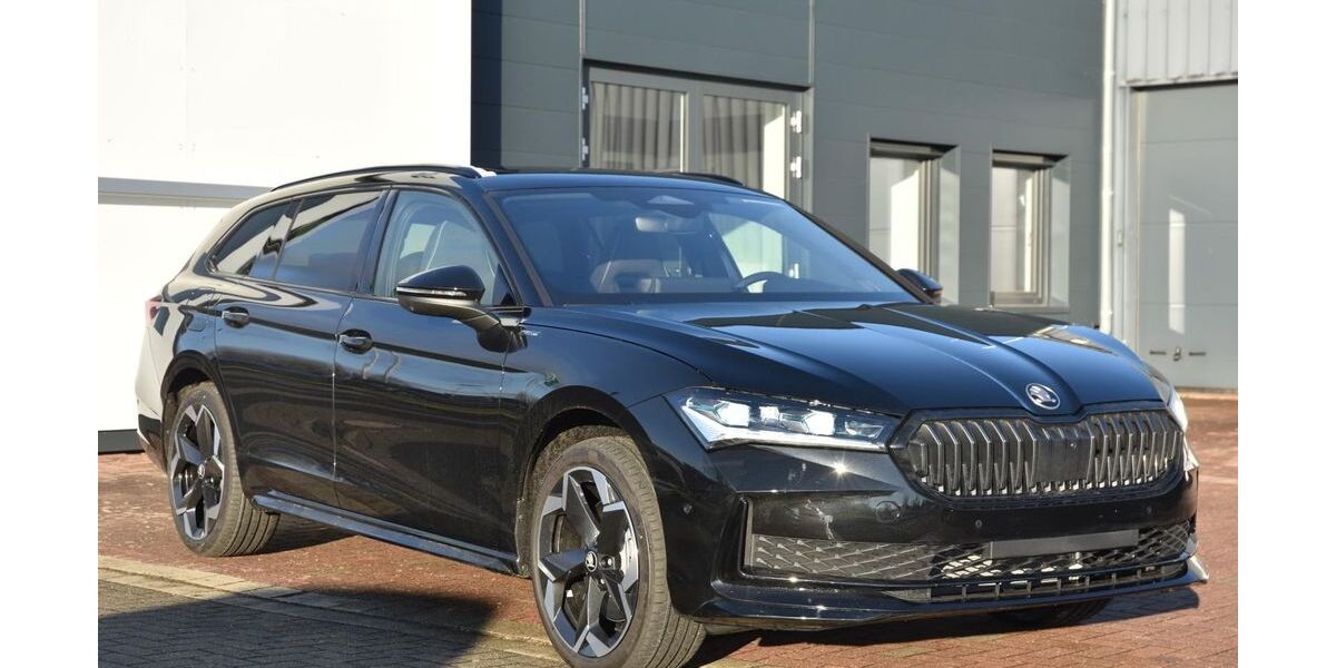 Skoda Superb 5.000 km 51.400 &euro; Aschersleben 06449