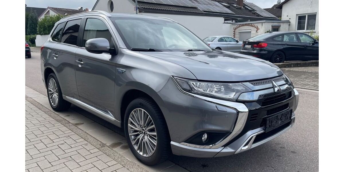 Mitsubishi Outlander 54.561 km 22.950 &euro; Kehl 77694