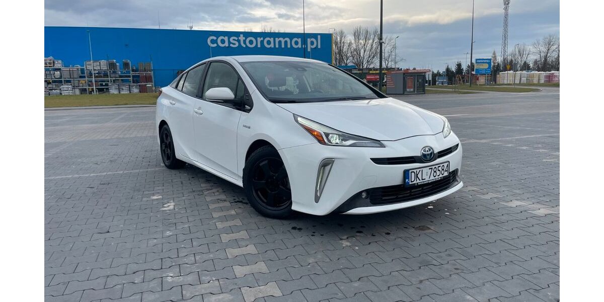 Toyota Prius 39.000 km 16.980 &euro; Kłodzko - Poland 