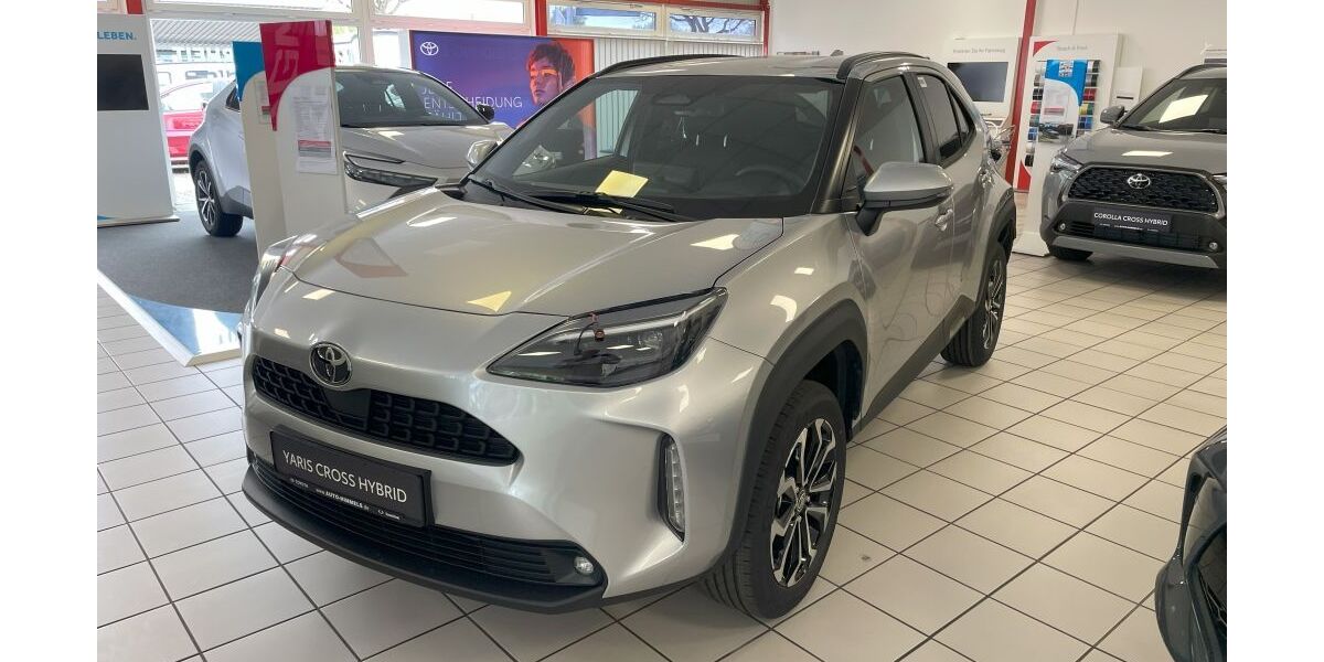 Toyota Yaris Cross 2.500 km 29.950 &euro; Erkelenz 41812