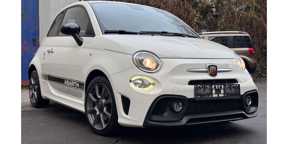 Abarth 500 69.500 km 15.980 &euro; Berlin 10777