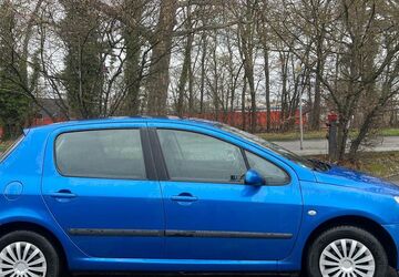 Peugeot 307 131.000 km 1.490 &euro; Singen 78224