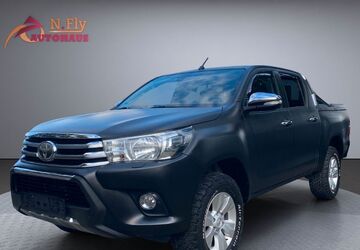 Toyota Hilux 172.242 km 27.480 &euro; Hamburg - 1 Min. vom Hamburg Airport 22415