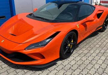 Ferrari F8 12.500 km 318.888 &euro; Greven 48268