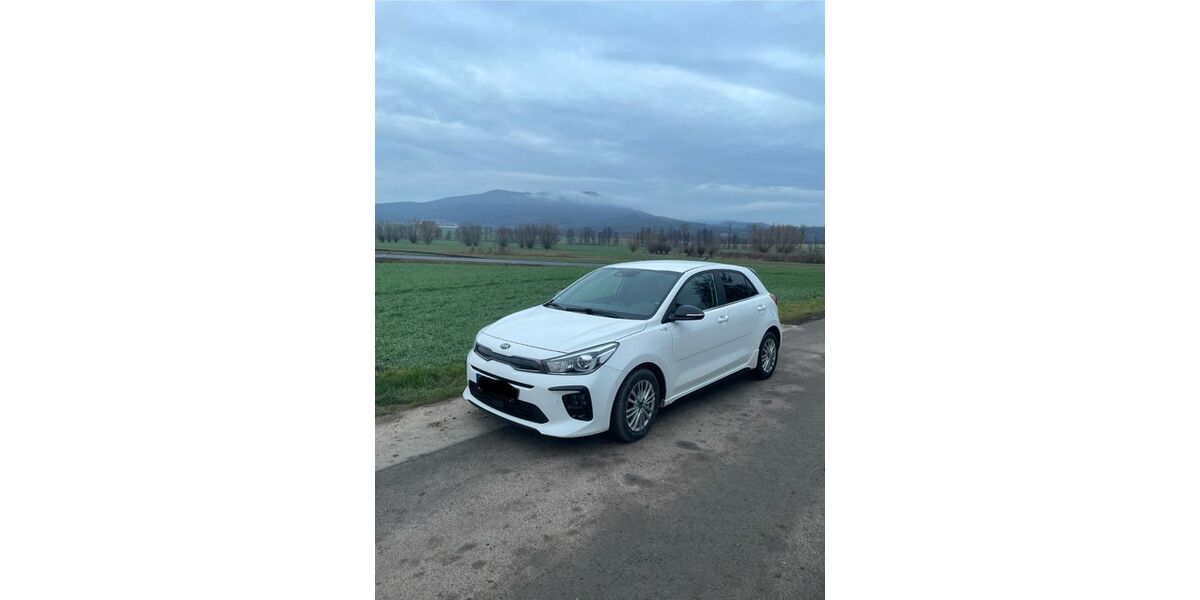 Kia Rio 49.026 km 15.800 &euro; Römhild 98630