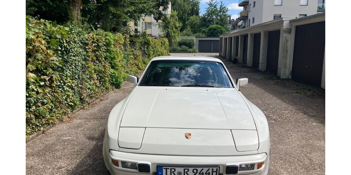 Porsche 944 199.207 km 17.500 &euro; Trier 54292