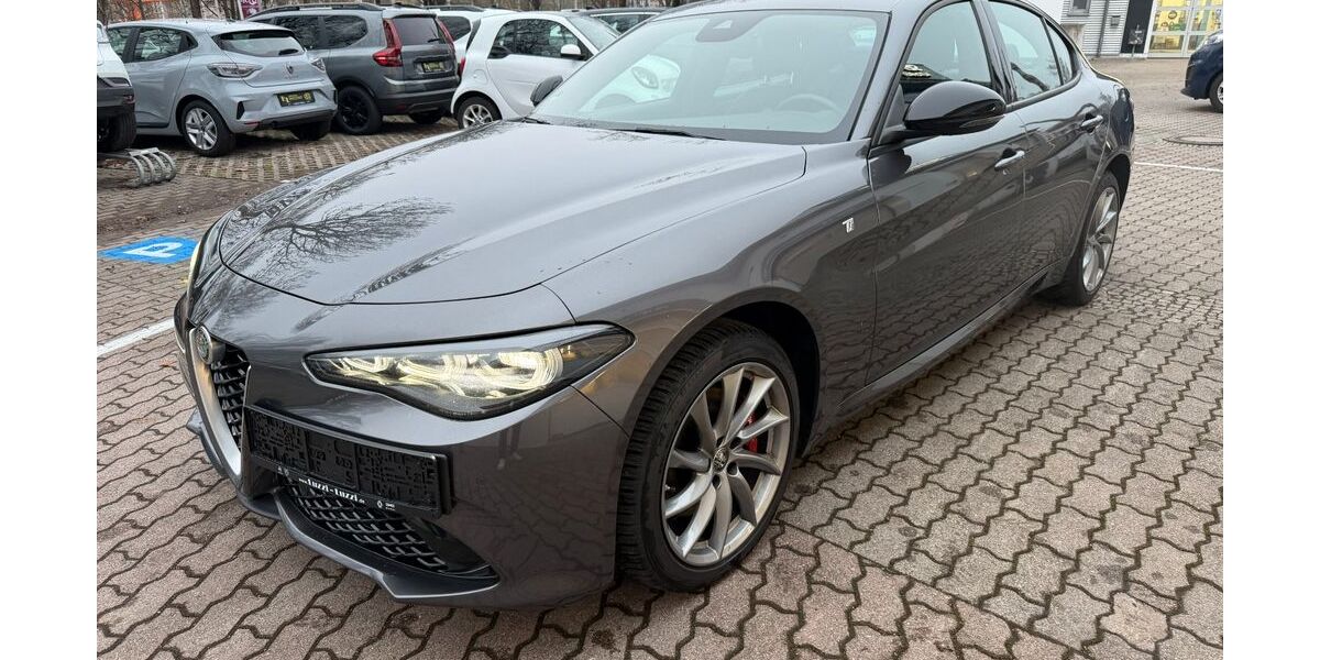 Alfa Romeo Giulia 36.018 km 31.999 &euro; München 81827