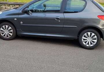 Peugeot 206 235.600 km 950 &euro; Osnabrück 49088