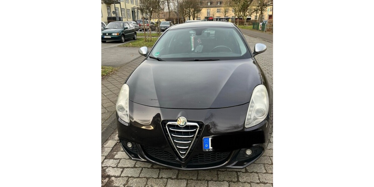 Alfa Romeo Giulietta 207.000 km 4.500 &euro; Lippstadt 59555