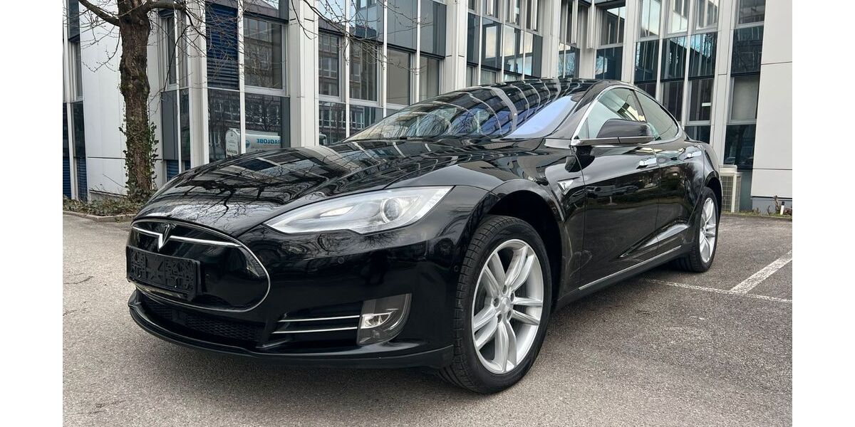 Tesla Model S 195.720 km 21.790 &euro; München 81677