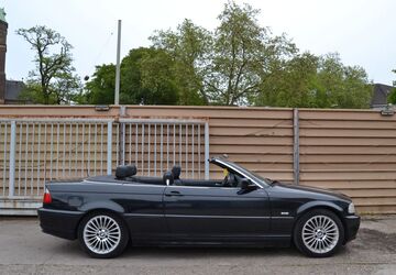 BMW 323 149.000 km 9.950 &euro; Duisburg 47166