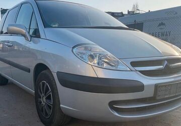 Citroen C8 140.000 km 2.490 &euro; Berlin 10551