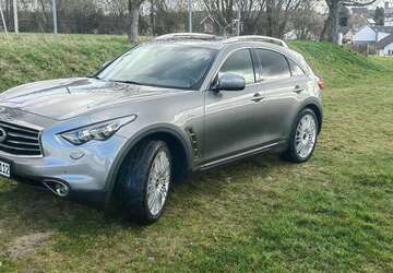 INFINITI FX 229.000 km 11.500 &euro; Schönborn 56370