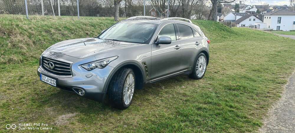 INFINITI FX 229.000 km 11.500 &euro; Schönborn 56370