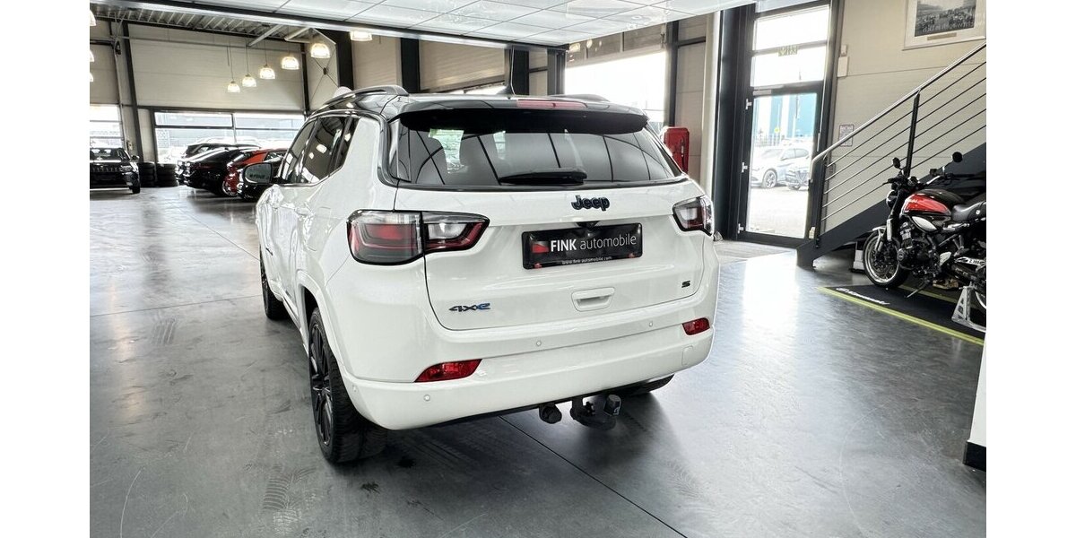Jeep Compass S Plug-IN Hybrid 4WD 1.Hand Anhängerkplg 61.880 km 24.820 &euro; Lich 35423