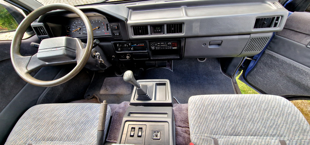 Mitsubishi L 300 Bus 46.652 km 21.199 &euro; Steinfurt 48565