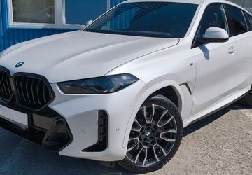 BMW X6 4.700 km 93.690 &euro; Kiskőrös 06200