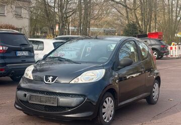 Peugeot 107 121.000 km 1.900 &euro; Mönchengladbach 41189