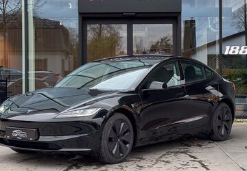 Tesla Model 3 26.400 km 37.990 &euro; Sint-Martens-Latem 09830