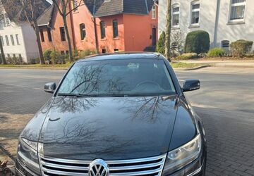 VW Phaeton 205.466 km 8.700 &euro; Essen 45327