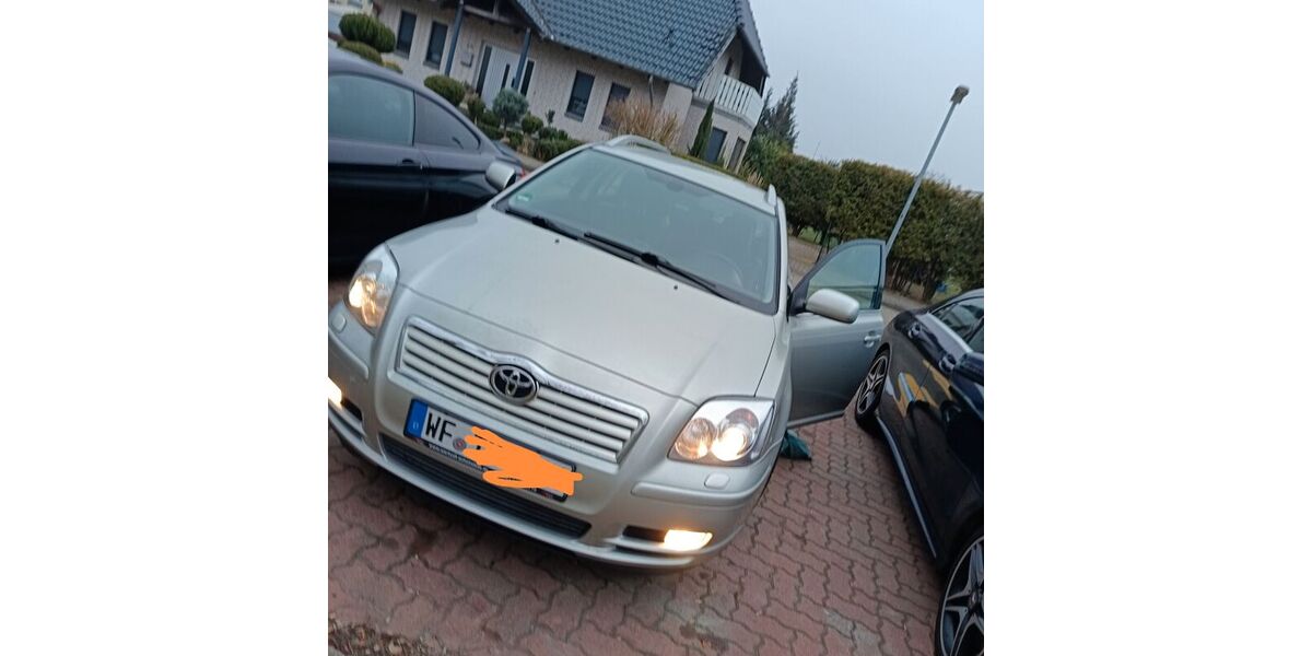 Toyota Avensis 133.000 km 7.300 &euro; Wolfenbüttel 38304