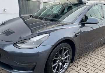 Tesla Model 3 66.650 km 25.980 &euro; Heidenheim/Brenz 89520