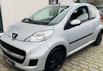 Peugeot 107 107.600 km 3.850 &euro; Bad Krozingen 79189