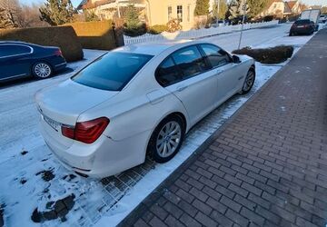 BMW 750 191.500 km 10.700 &euro; Beucha 04824