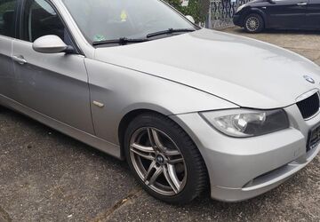 BMW 325 257.461 km 2.890 &euro; Düsseldorf 40229