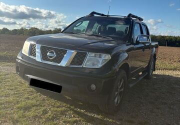 Nissan Navara 158.500 km 7.199 &euro; Faulungen 99976