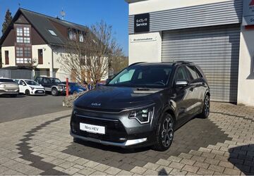 Kia Niro 1.500 km 35.990 &euro; Wiesbaden 65199
