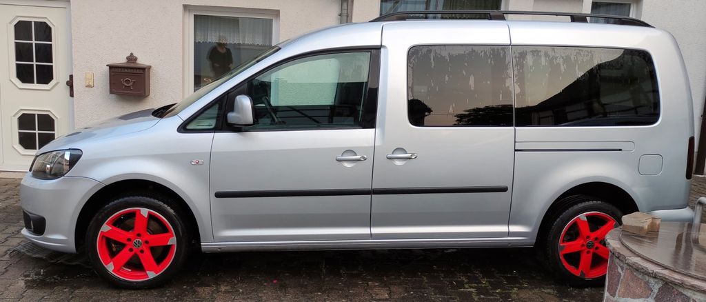 VW Caddy Maxi 297.200 km 7.999 &euro; Waldheim 04736
