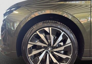 Skoda Enyaq 8.000 km 50.290 &euro; Karlsruhe 76131