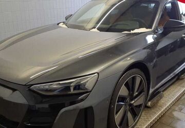 Audi e-tron GT 59.990 km 52.840 &euro; Wackersdorf 92442