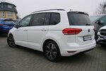 VW Touran 1,5 Comfortline ACC LED AHK 7Sitzer SHZ BMT 13.701 km 33.980 &euro; Falkensee 14612