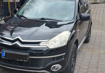 Citroen C-Crosser 327.525 km 2.890 &euro; Schmallenberg 57392