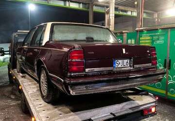Oldsmobile Delta 88 200.000 km 3.500 &euro; Steinsdorf (Neuzelle) 15898