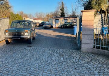 Lada Niva 58.000 km 6.800 &euro; Trebbin 14959