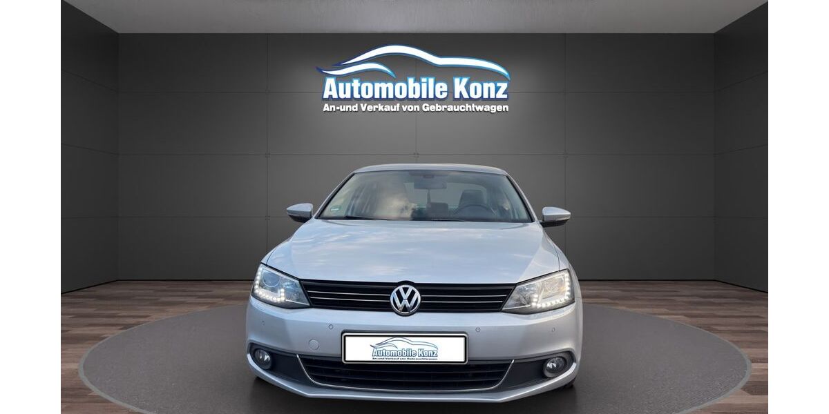 VW Jetta 165.790 km 9.800 &euro; Konz 54329
