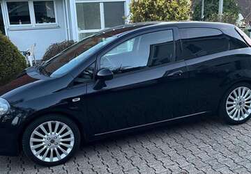 Fiat Grande Punto 106.000 km 3.950 &euro; Schwäbisch Hall 74523