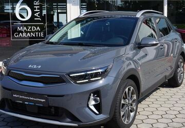 Kia Stonic 46.700 km 19.890 &euro; Cham 93413