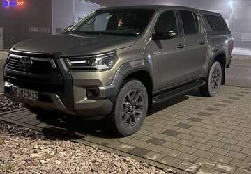 Toyota Hilux 21.000 km 58.900 &euro; Trossingen 78647